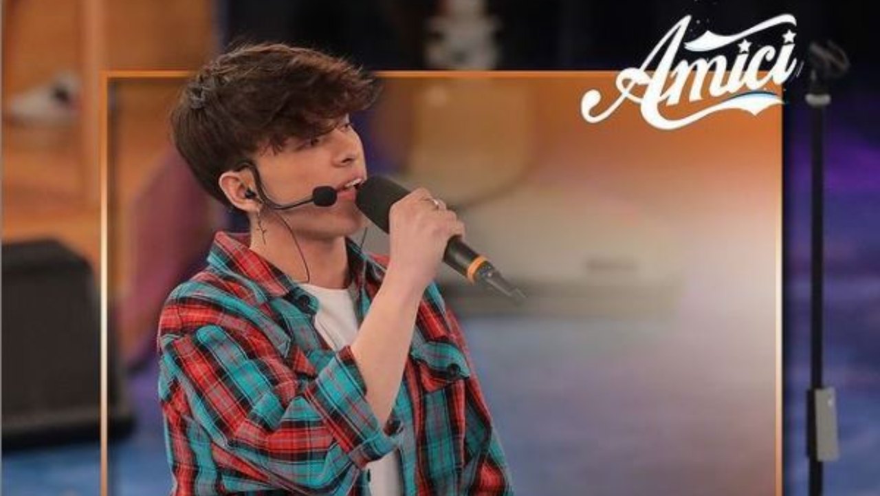 Deddy cantautore di Amici 20