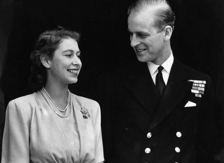 La Regina Elisabetta ed il Principe Filippo da giovani 