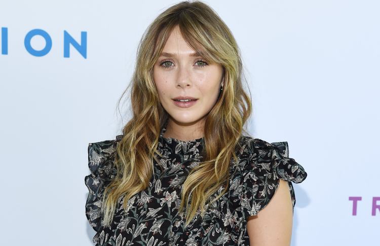 Elizabeth Olsen in primo piano