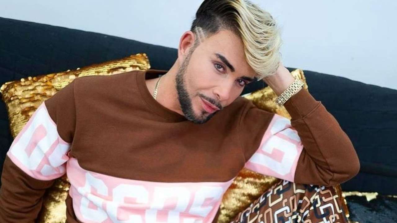 Giacomo Urtis attacca l'Isola