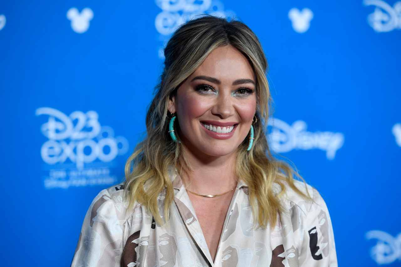 Hilary Duff sorridente