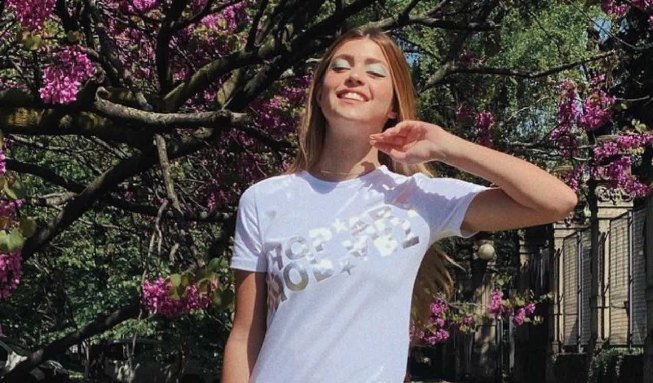 Natalia Paragoni sorridente