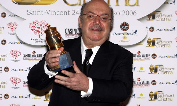 lino banfi con premio