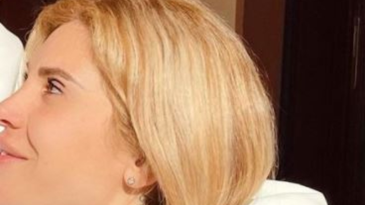 Paola Caruso Fidanzata Annuncio Social