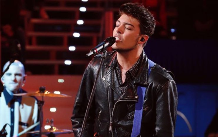 Stash mentre si esibisce