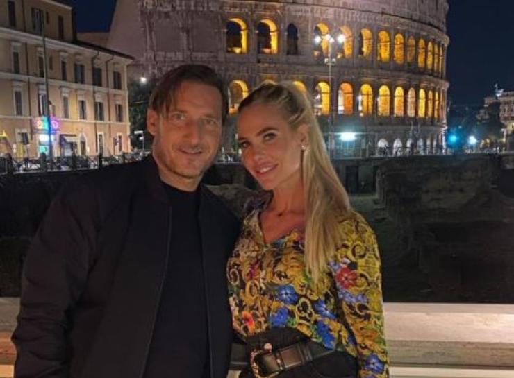 Francesco ed Ilary in giro per Roma 