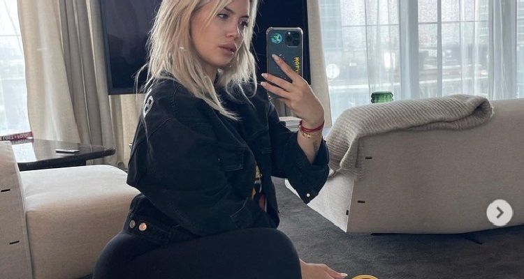 Wanda Nara selfie