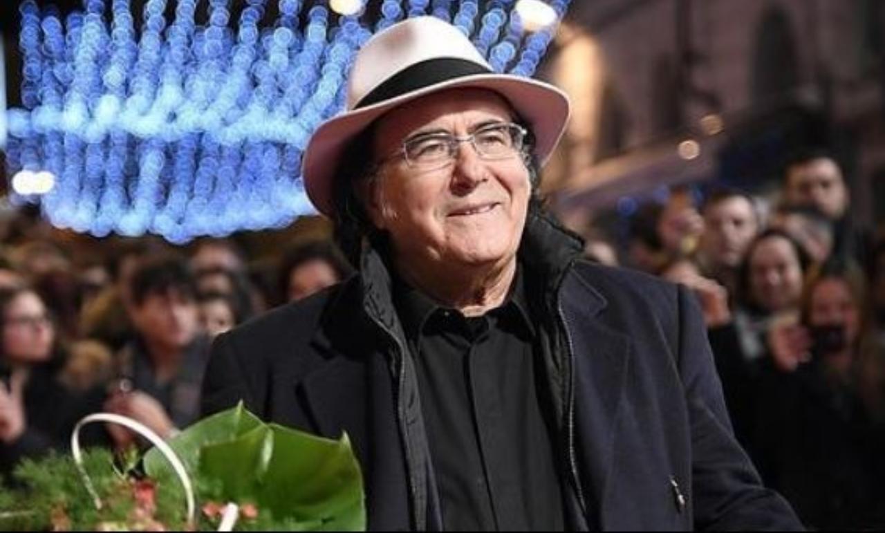 Albano Carrisi in piazza contro Recovery Plan