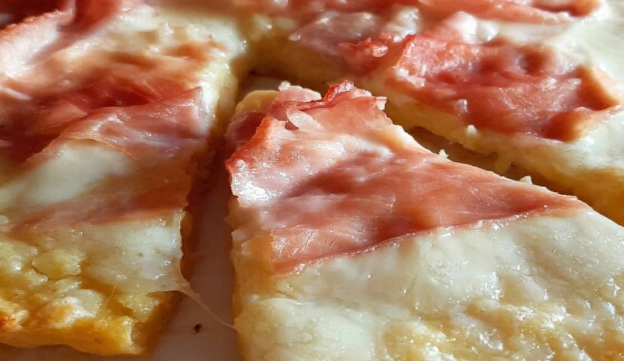 Crostata di patate con prosciutto cotto e formaggio ricetta filante e