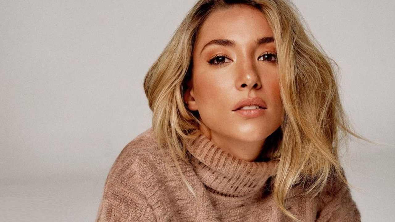 Alice Campello seria