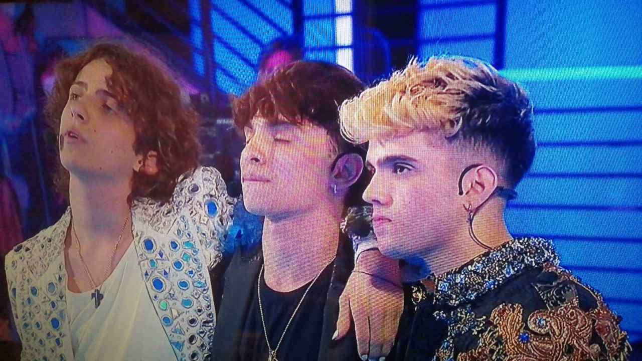 Sangiovanni, Aka7even e Deddy in finale