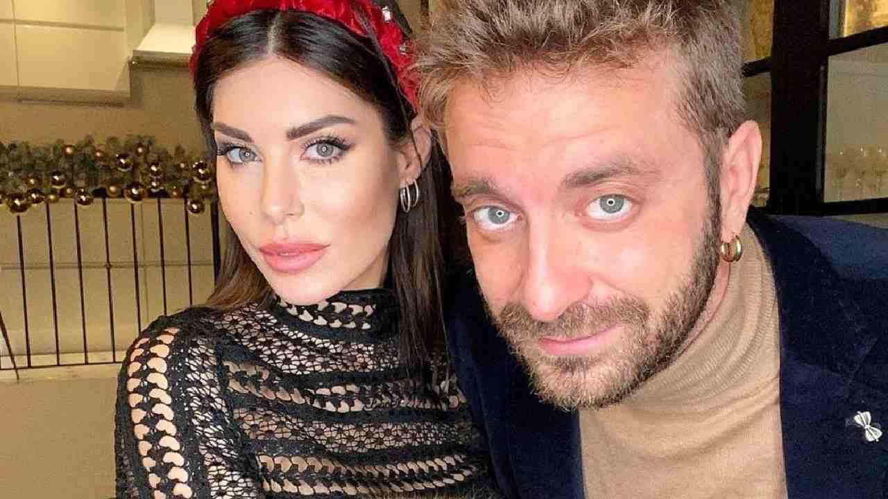 Bianca Atzei e Stefano Corti selfie