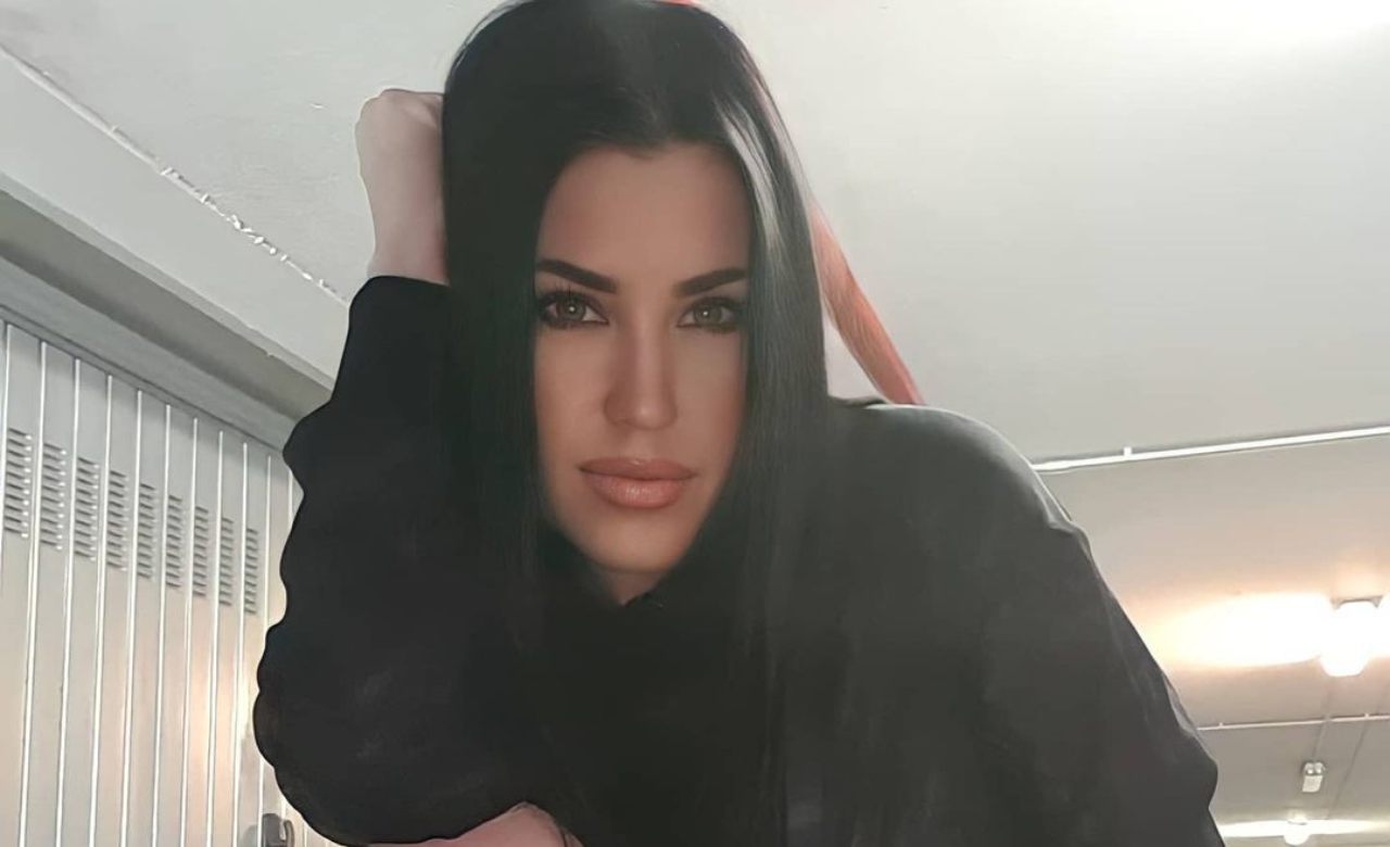 Claudia Ruggeri in posa