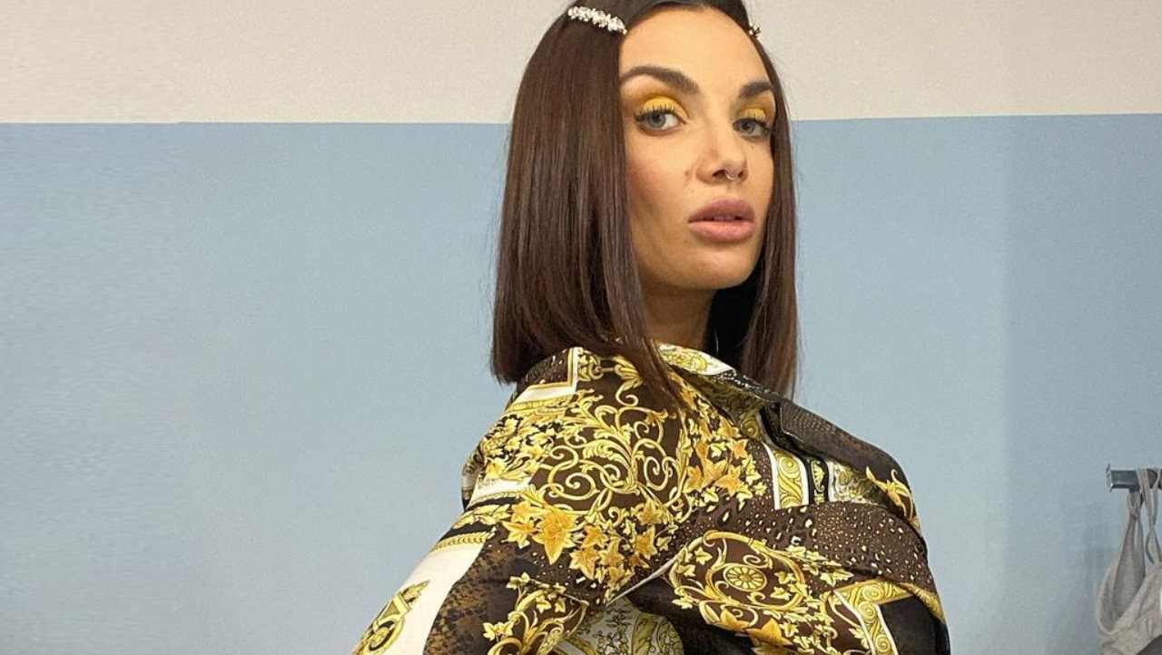 Elettra Lamborghini seducente