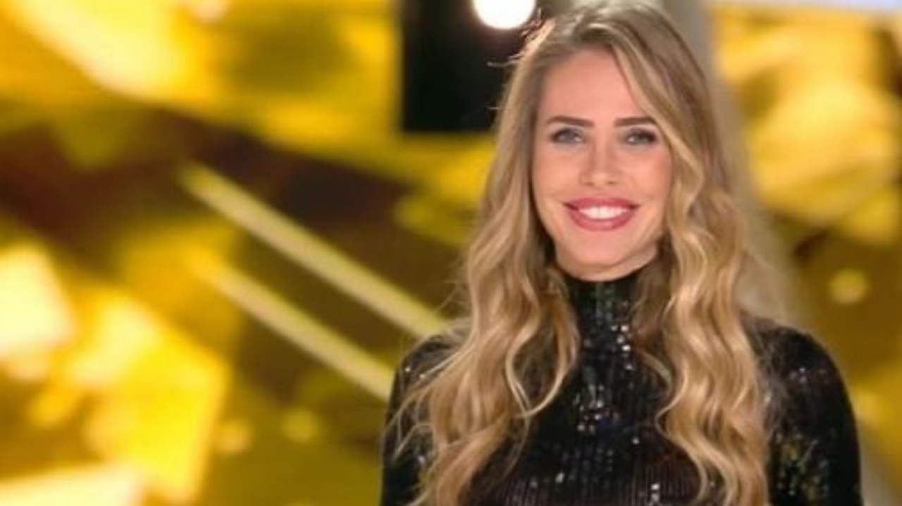 Ilary Blasi showgirl