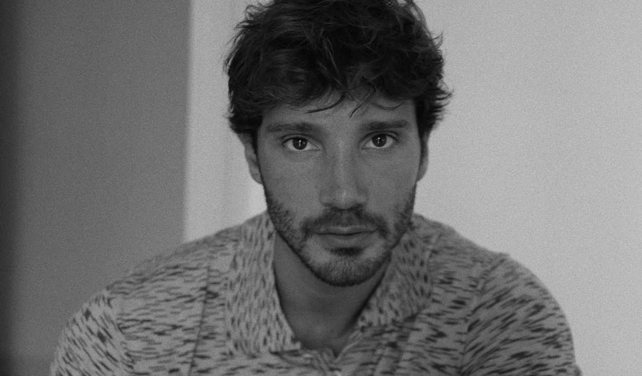 Stefano De Martino in primo piano