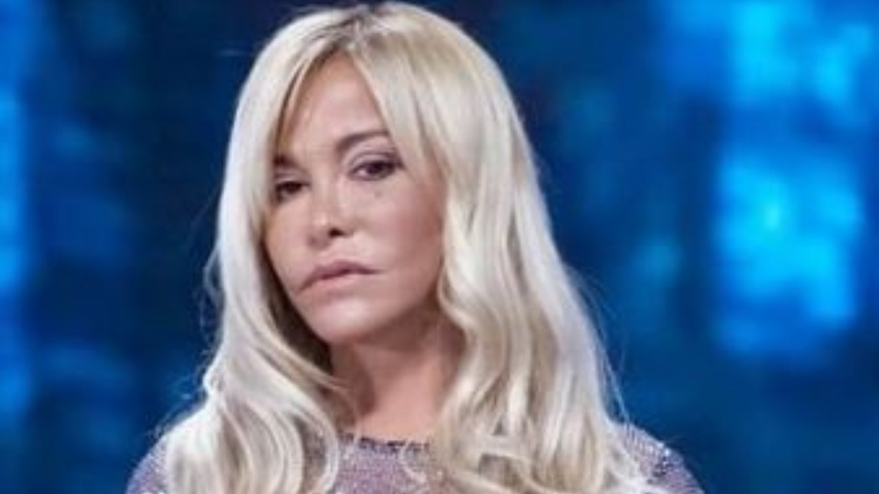 Vera Gemma Confessione Isola