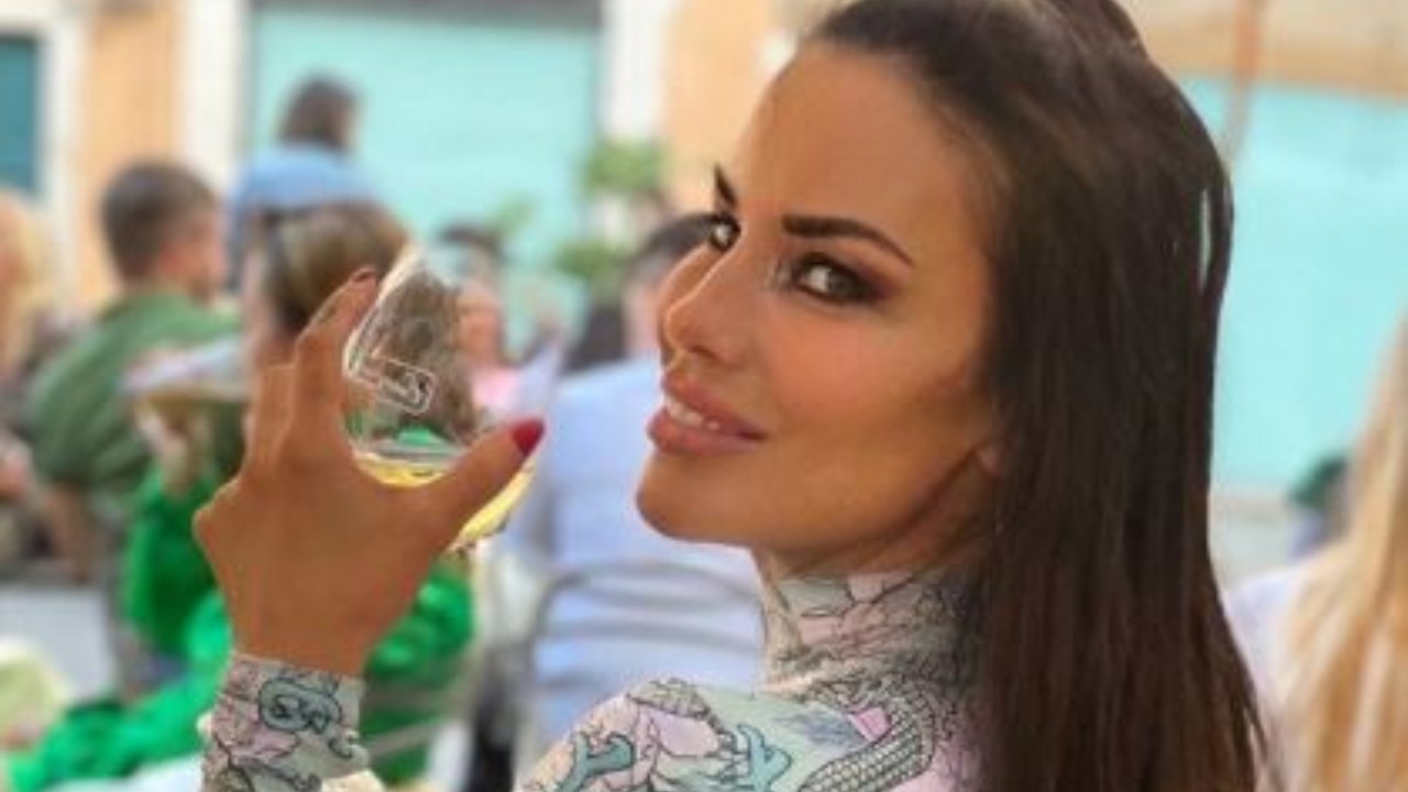 Antonella Mosetti Nuovo Singolo Tormentone