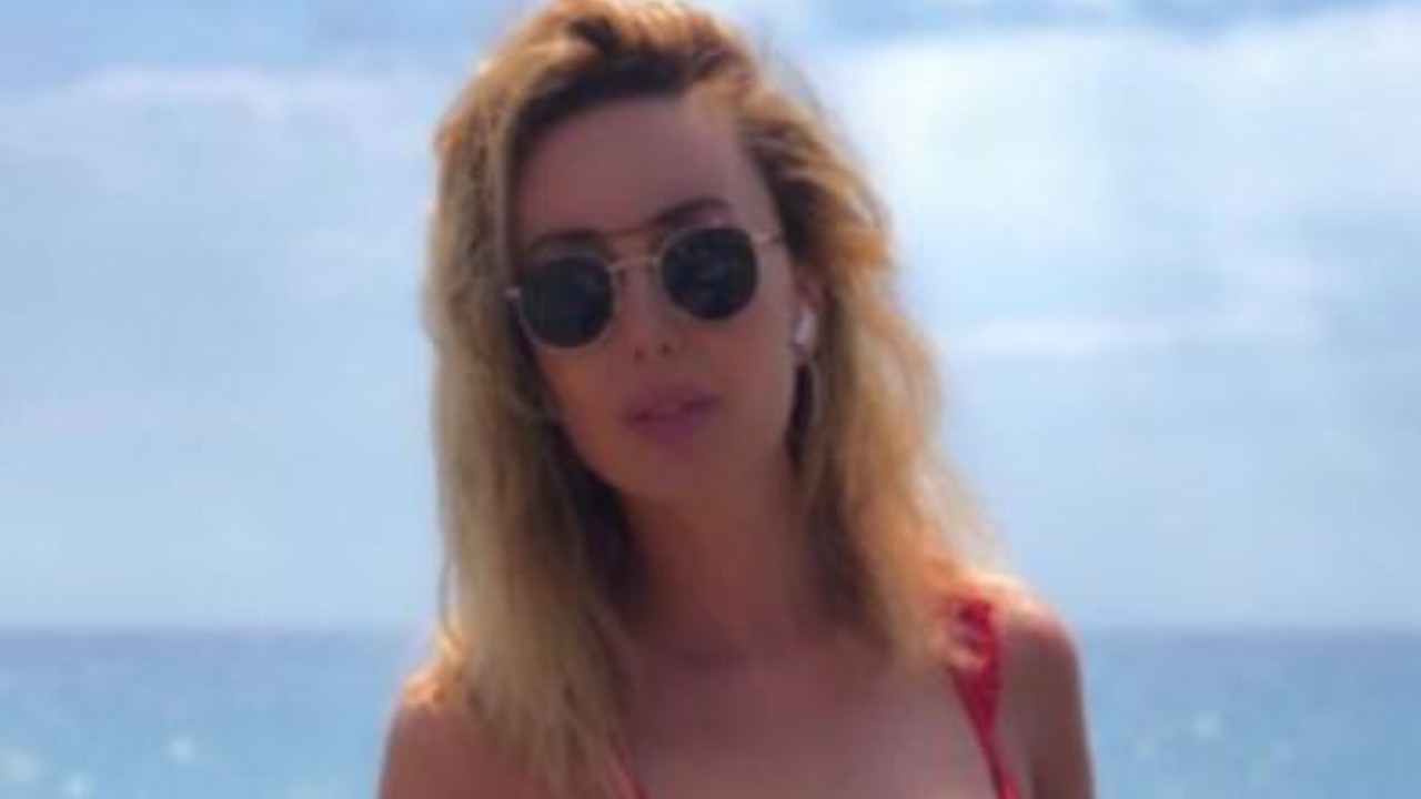 Carolina Casiraghi Costume Rosso