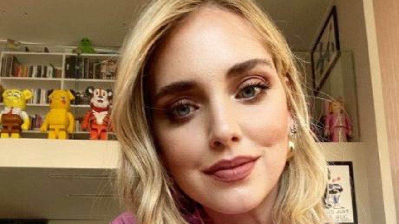 Chiara Ferragni Foto Ester Exposito