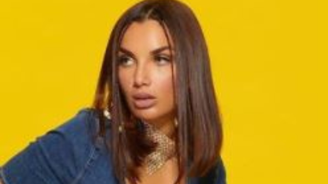 Elettra Lamborghini Occhi Smeraldo