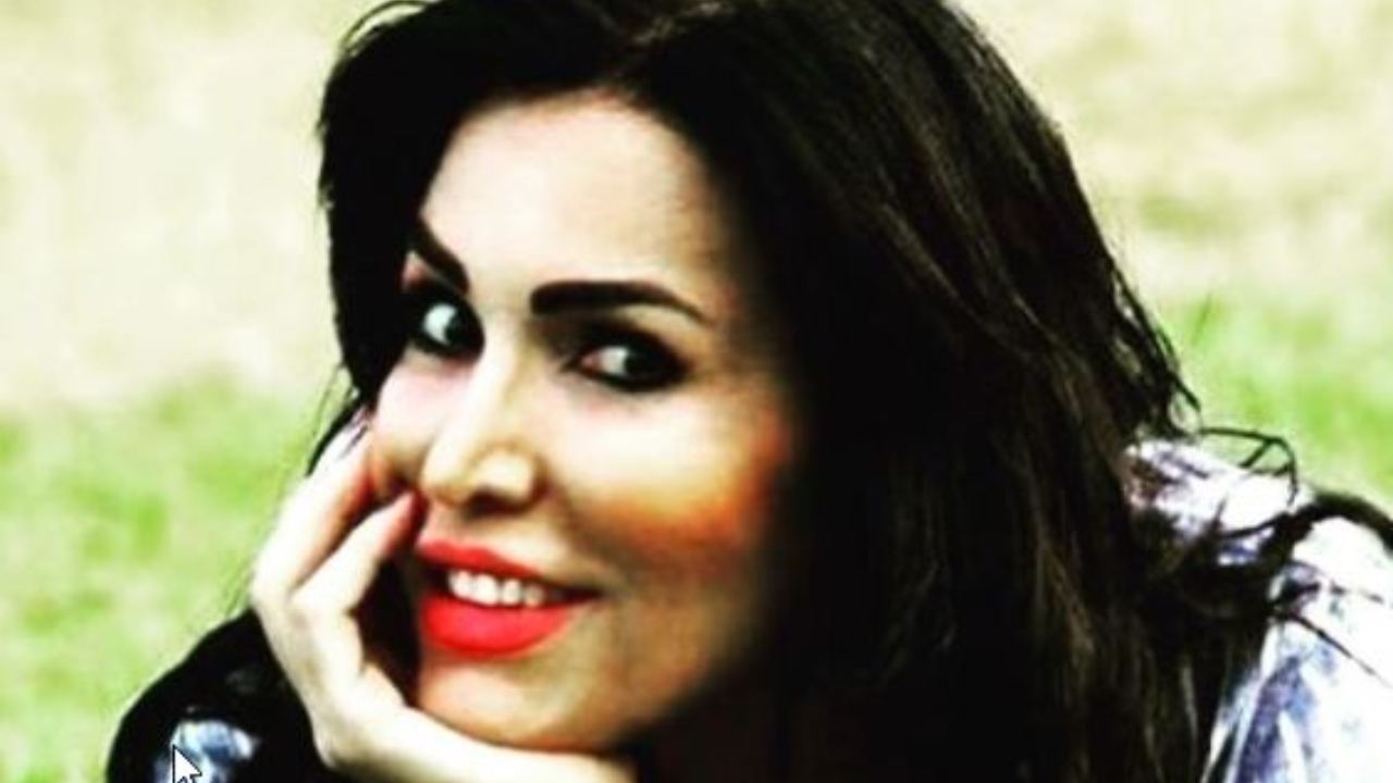 Fariba Tehrani Annuncio Giulia Salemi