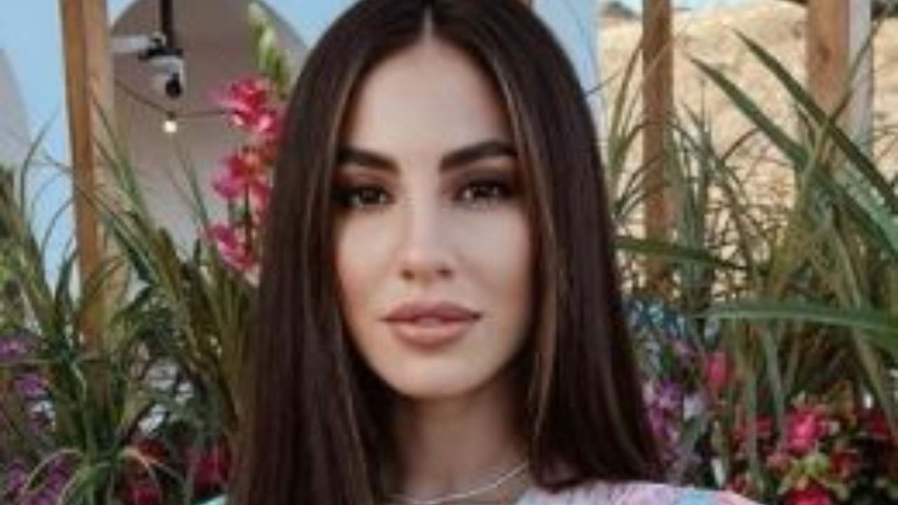 Giulia De Lellis Notturna