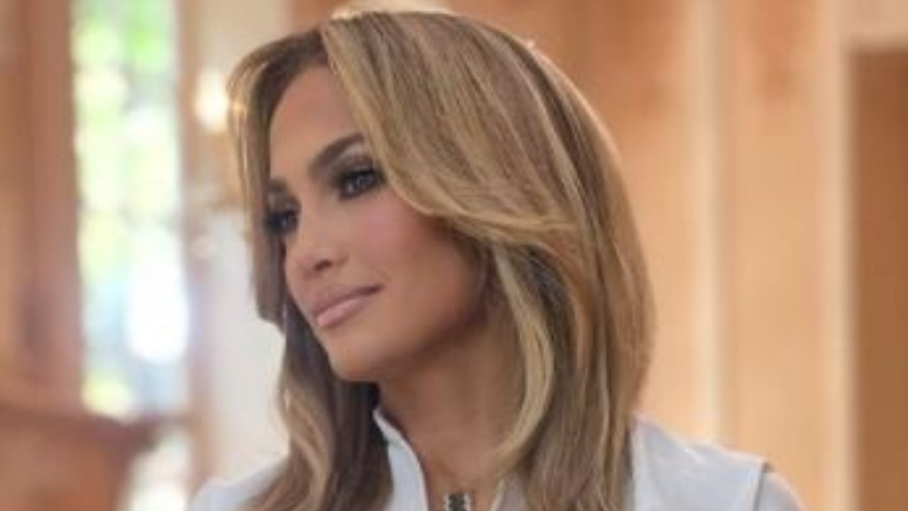 Jennifer Lopez Accappatoio Messaggio Fan