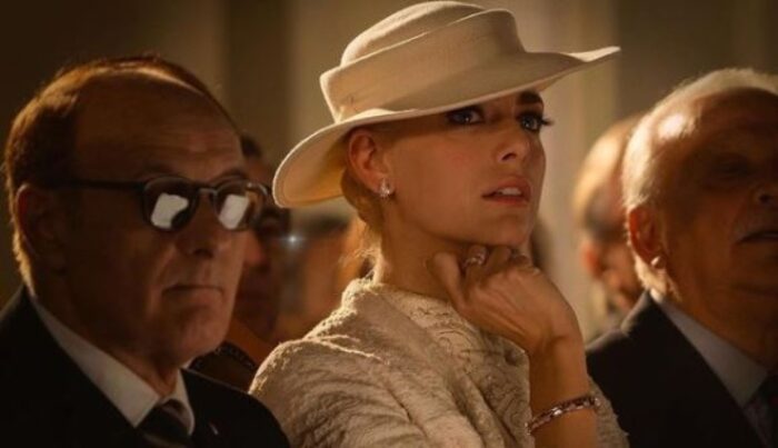 La Leone Che Ha Impersonato Eva Kant