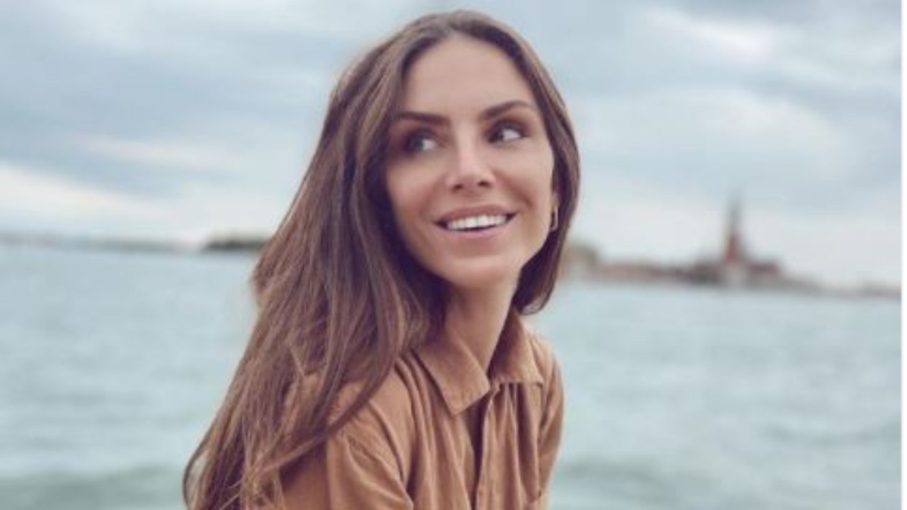 Nina Senicar bellissima