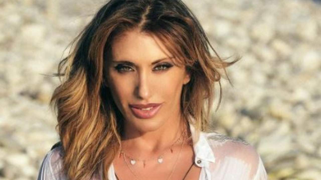 Sabrina Salerno Scatti Osé Passato