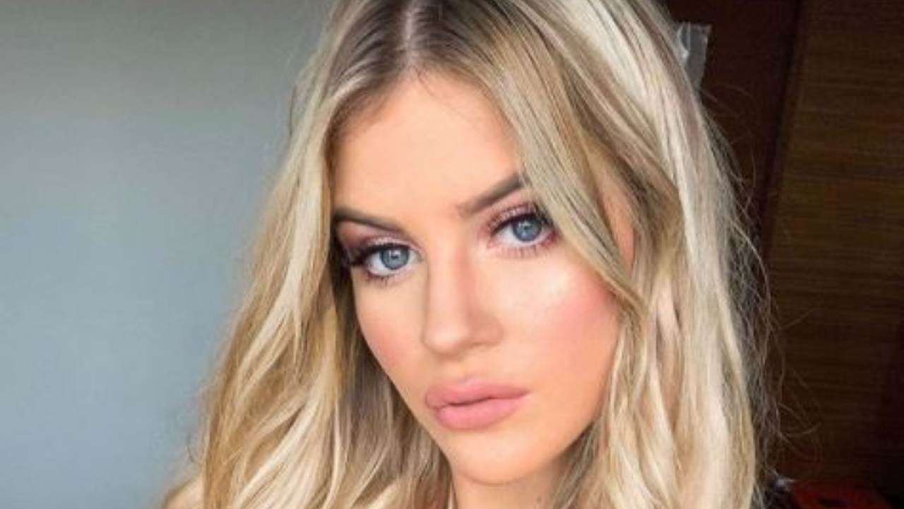 Sara Croce denuncia l'incidente dell'amica