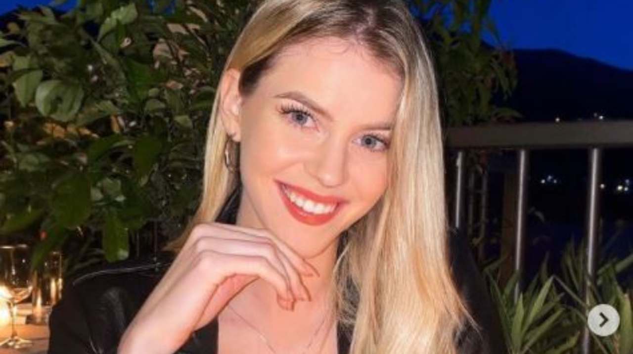 Sara Croce scollatura devastante