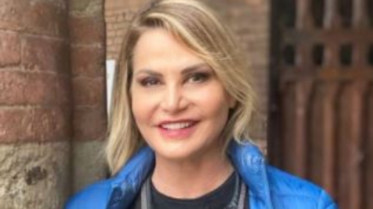 Simona Ventura Senza Trucco Insulti