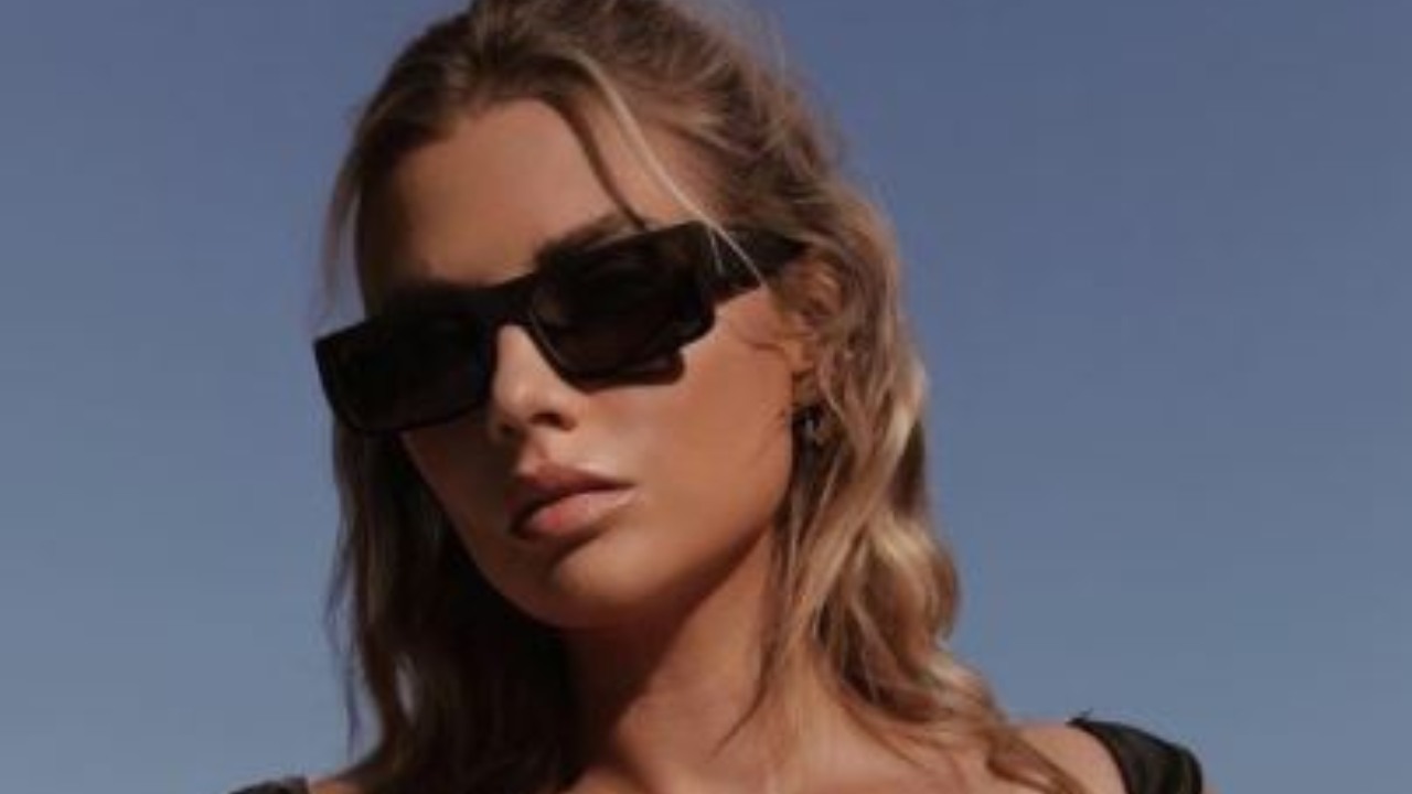 Veronica Ferraro Vestito Cortissimo Sicilia