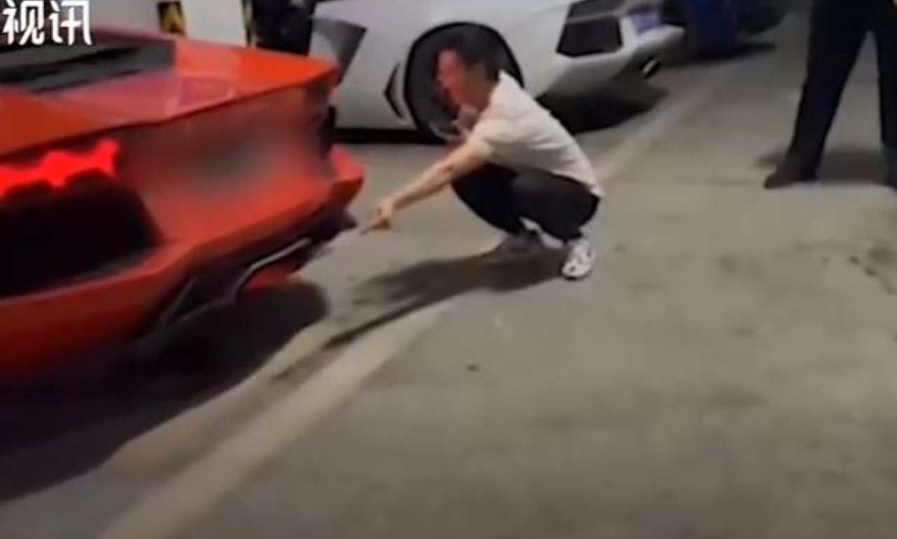 Esperimento arrosto su Lamborghini