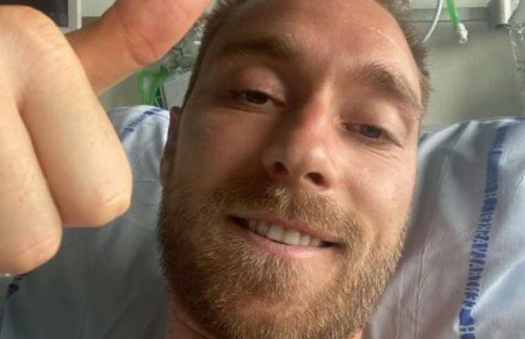 Christian Eriksen selfie dall'ospedale