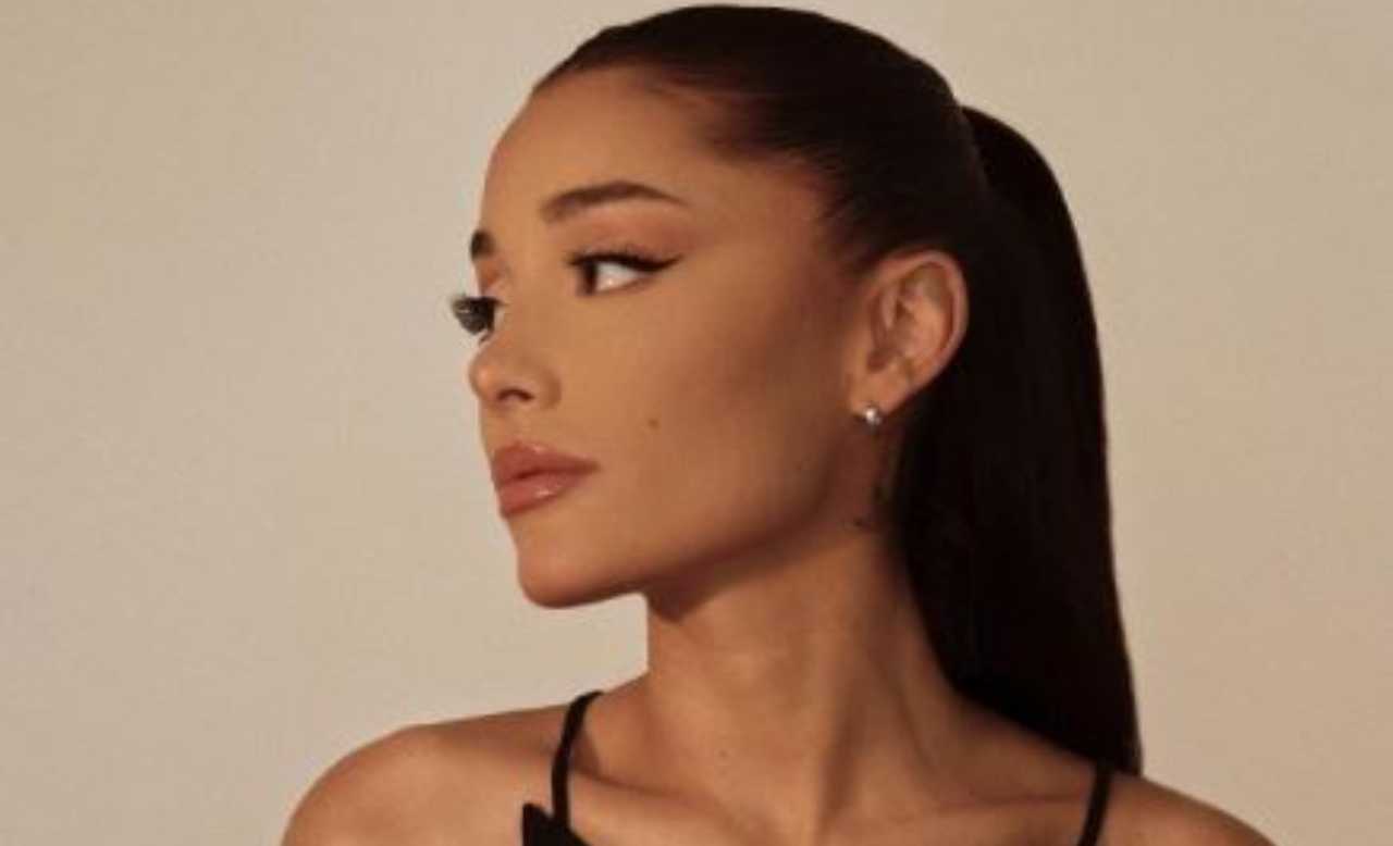 Ariana Grande profilo