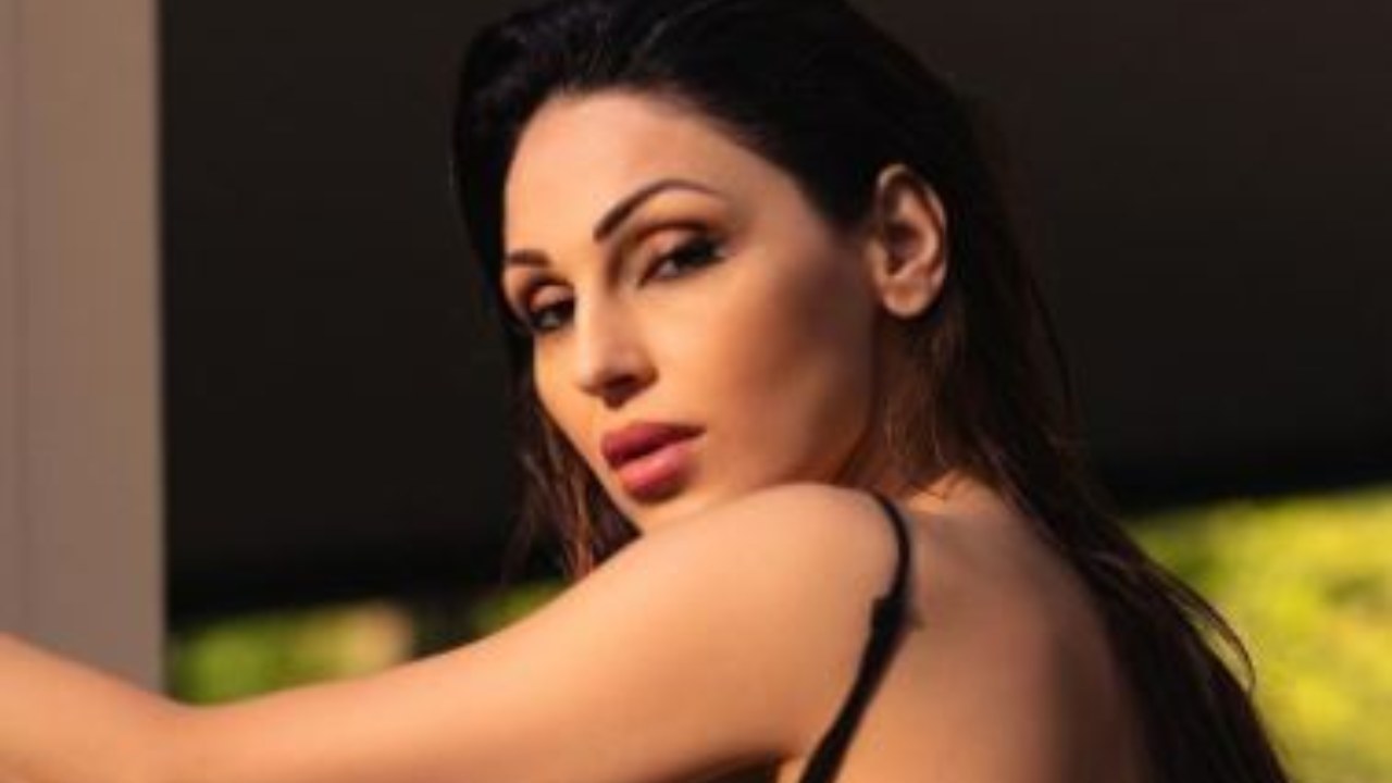 Anna Tatangelo Sorrento Vestitino Controluce