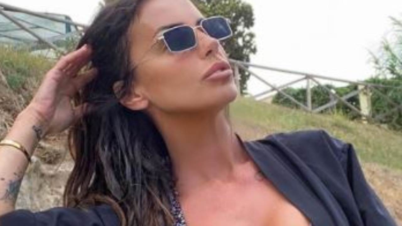 Antonella Mosetti Giacchetta Esplosiva