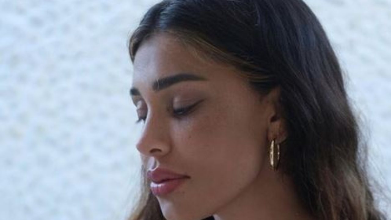 Belen Rodriguez Abbraccio Bacio Figlio Santiago