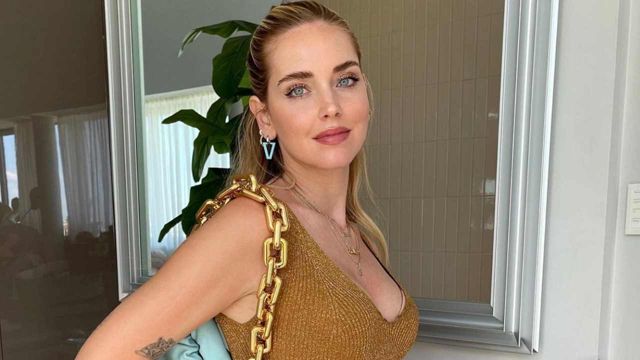 Chiara Ferragni in posa