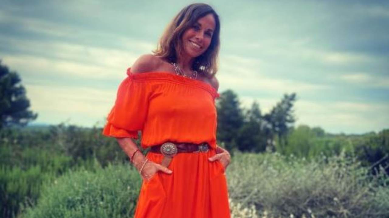 Cristina Parodi in abito rosso