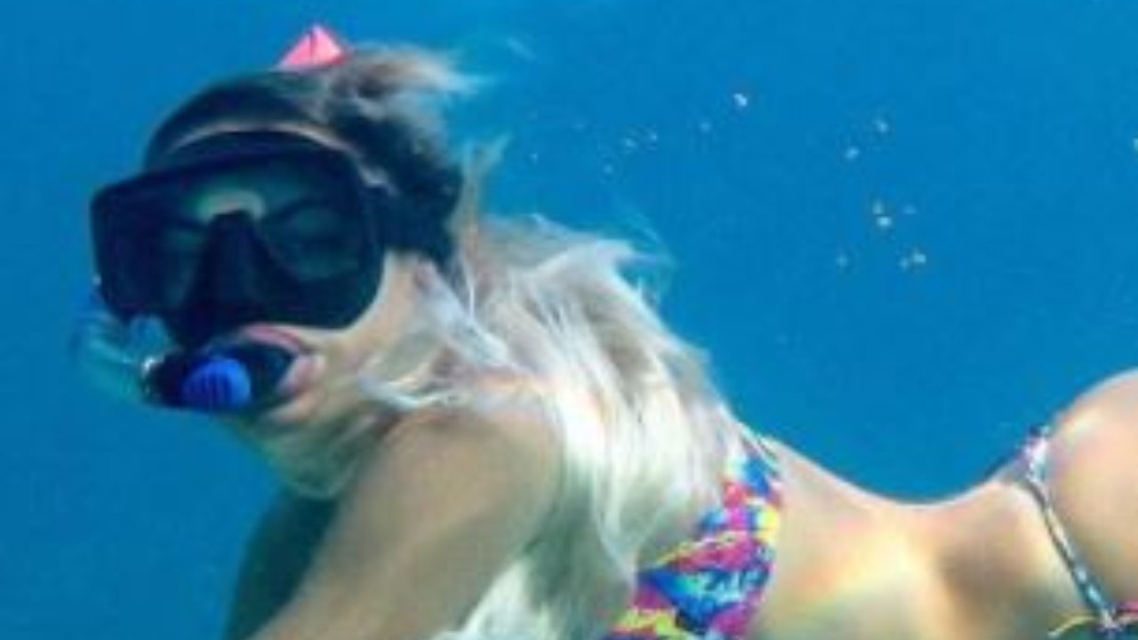 Elena Morali Sott'acqua Costume