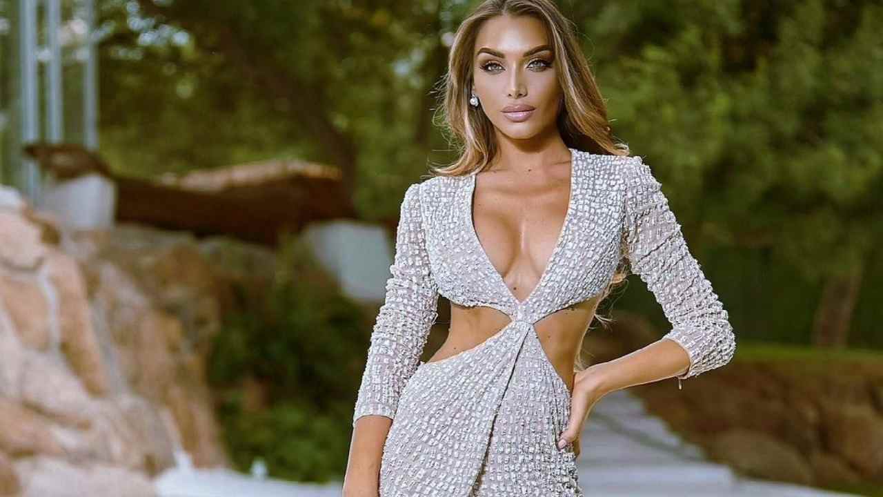 Elisa De Panicis sensuale