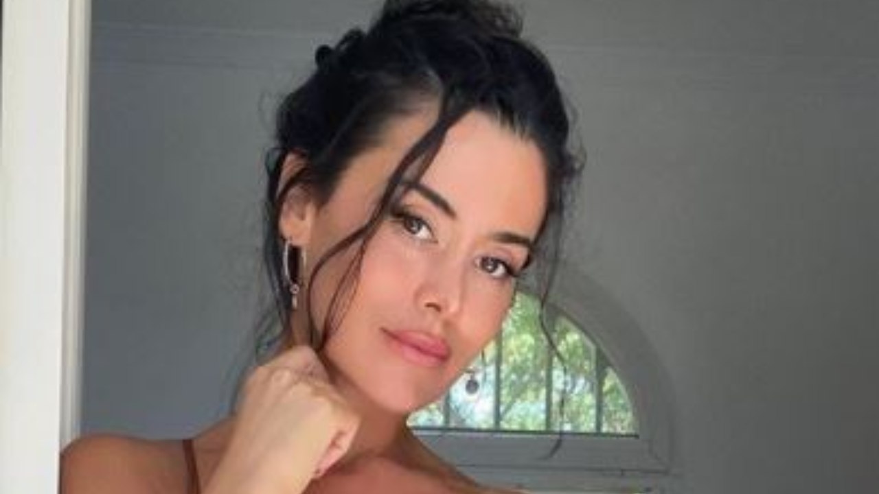 Eva Padlock Movimento Sensuale Curve