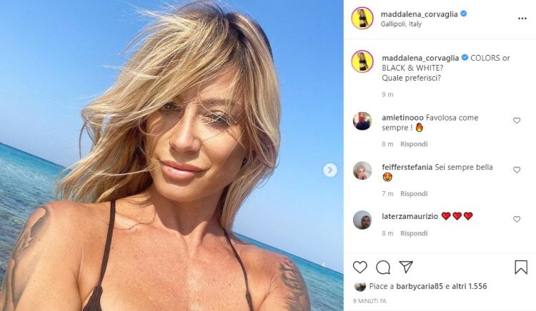 Maddalena Corvaglia Mare Selfie Colori Bianco Nero