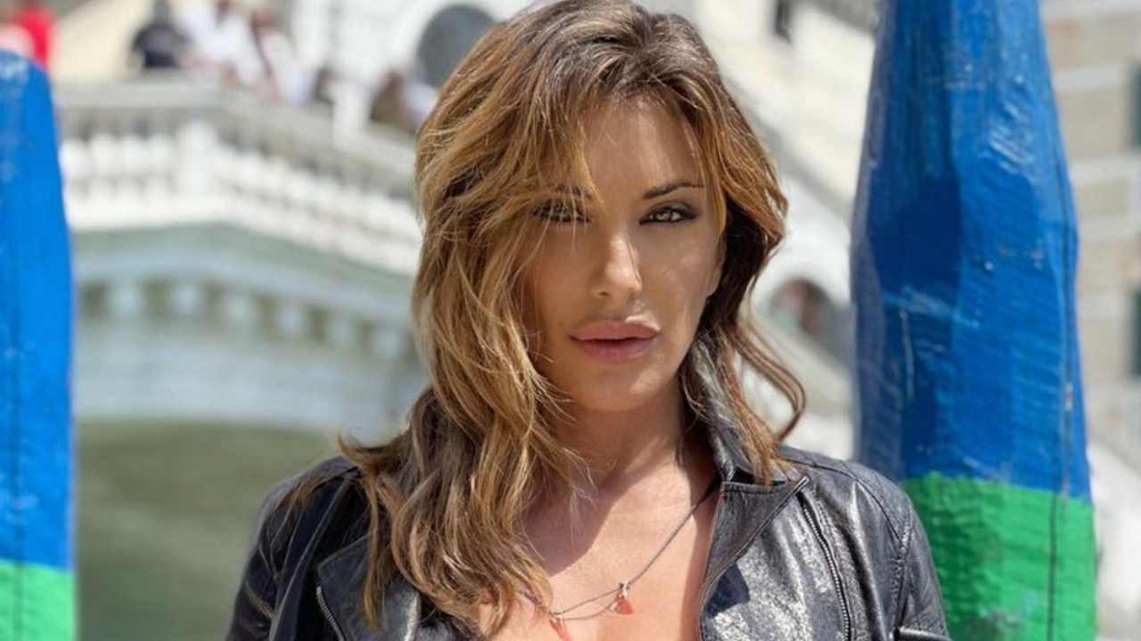 Sabrina Salerno sguardo ammaliante