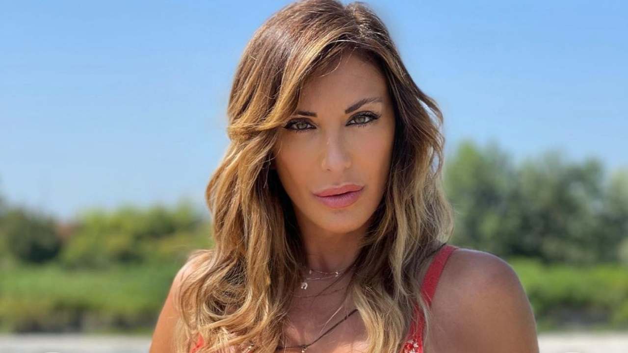 Sabrina Salerno seria