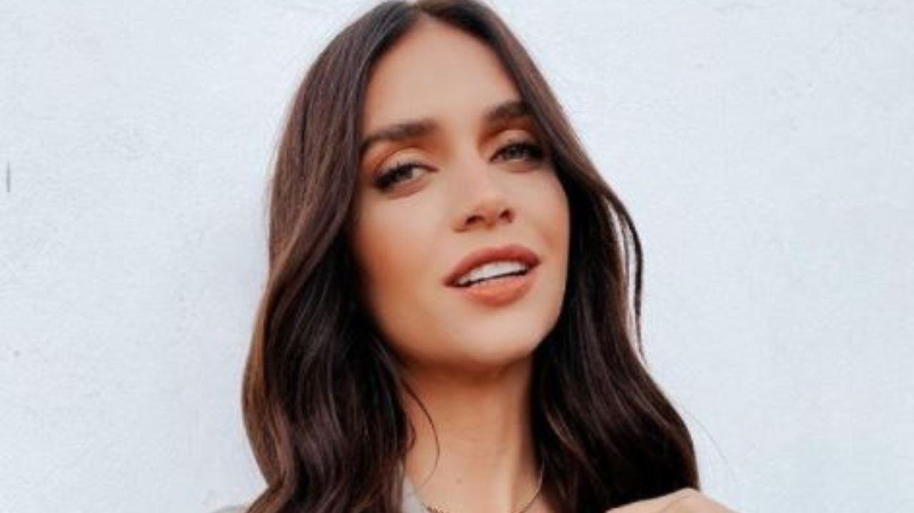 Zaira Nara primo piano